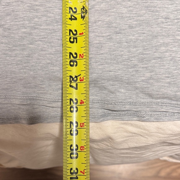 Lululemon Raglan Henley - Picture 5 of 6